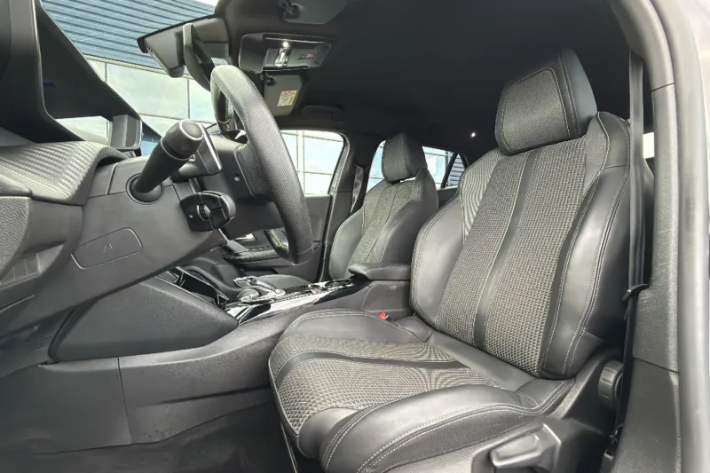 Image secondaire du véhicule 10