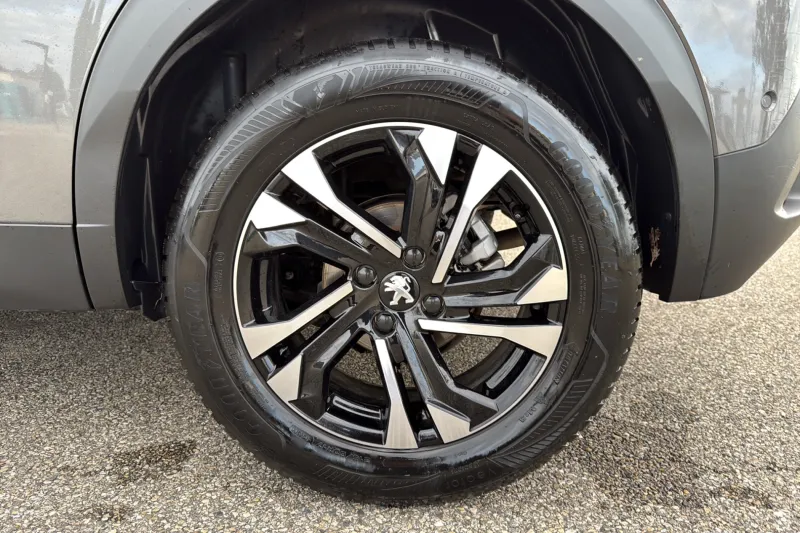 Image secondaire du véhicule 22