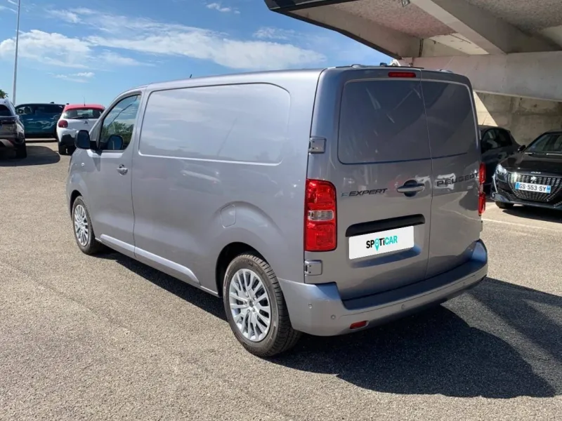 Image secondaire du véhicule 6