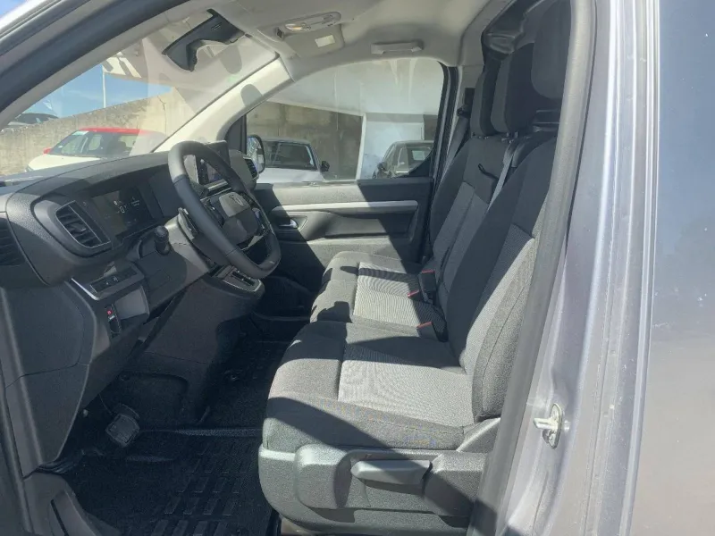 Image secondaire du véhicule 8