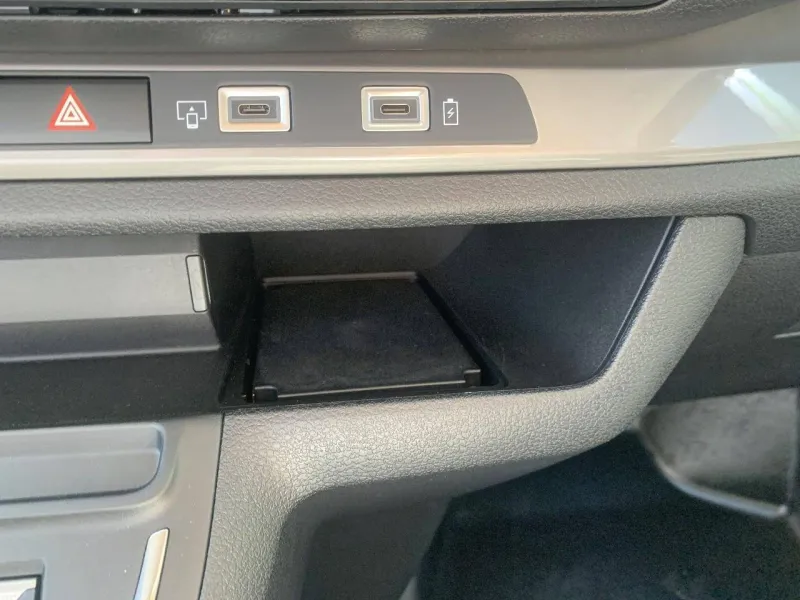 Image secondaire du véhicule 12