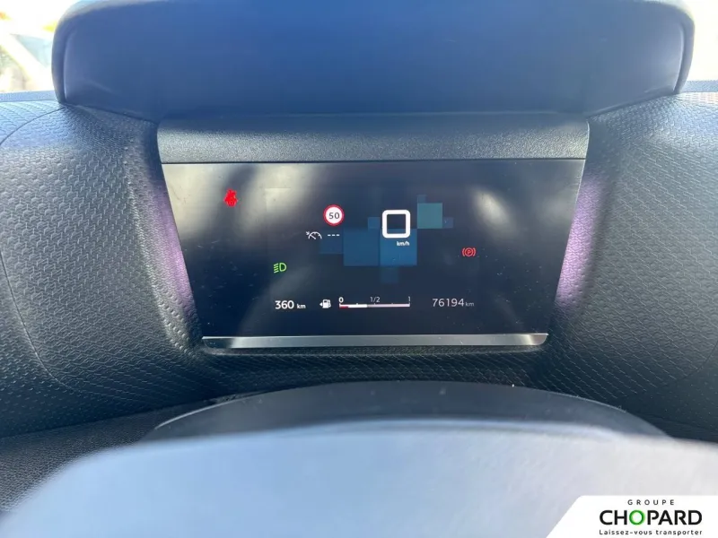 Image secondaire du véhicule 22