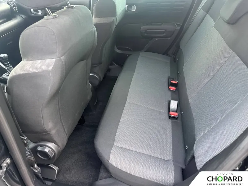 Image secondaire du véhicule 12