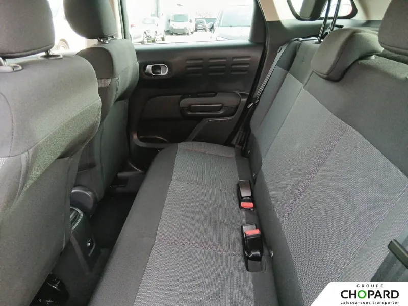 Image secondaire du véhicule 12