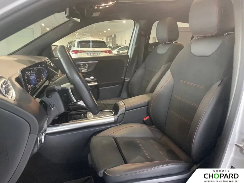 Image secondaire du véhicule 12