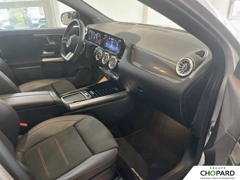 Image secondaire du véhicule 14