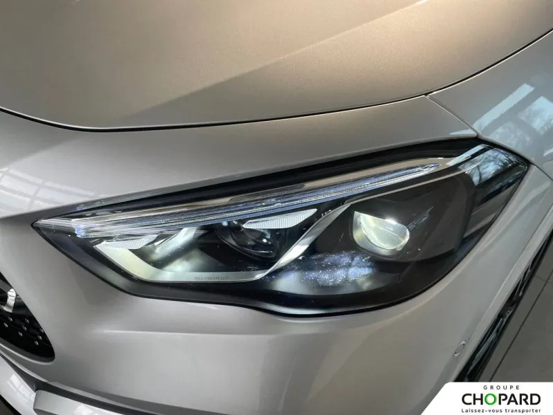 Image secondaire du véhicule 24