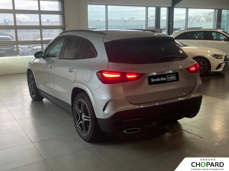 Image secondaire du véhicule 31