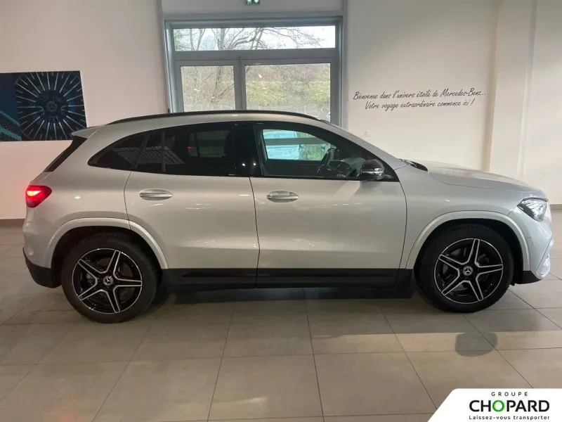 Image secondaire du véhicule 32