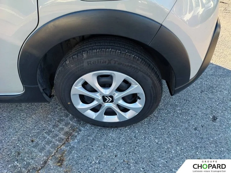 Image secondaire du véhicule 12