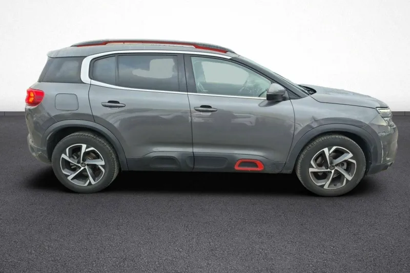 Image secondaire du véhicule 8