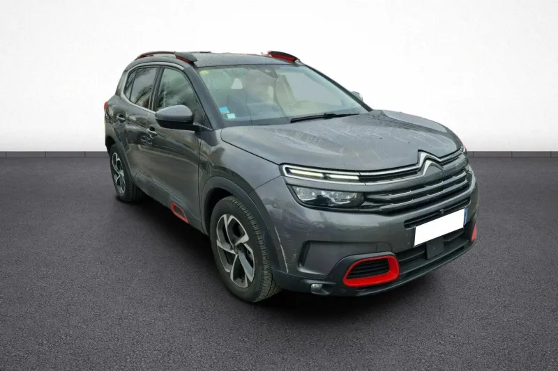 Image secondaire du véhicule 9