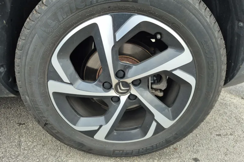 Image secondaire du véhicule 15