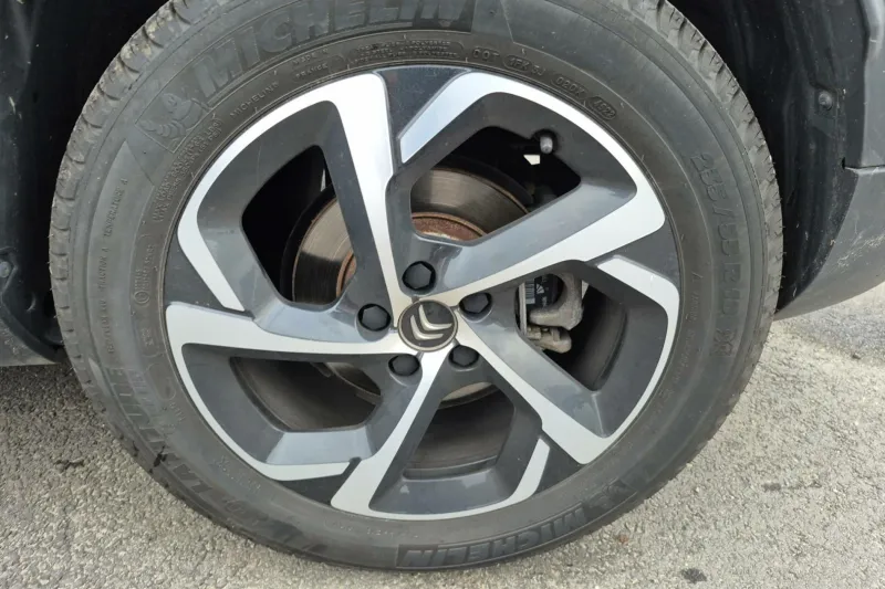 Image secondaire du véhicule 16