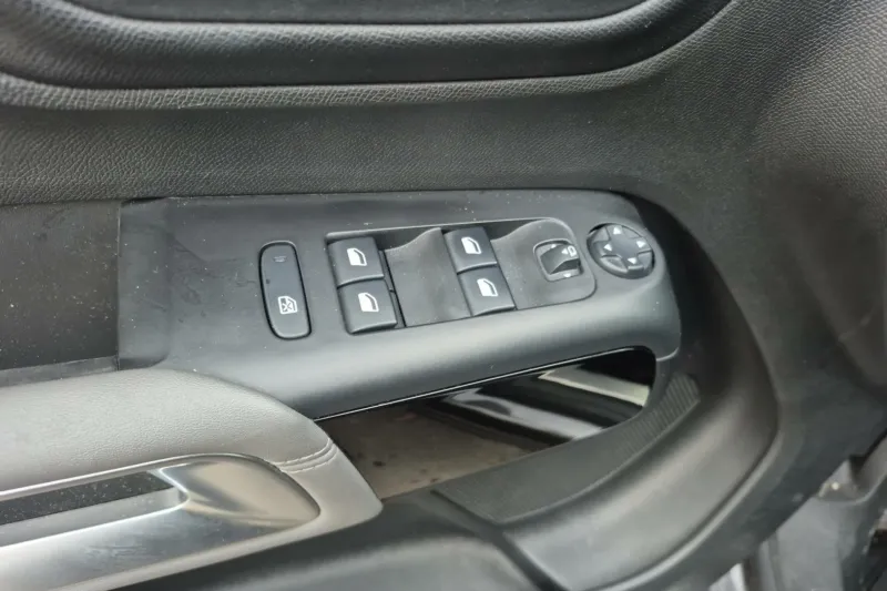 Image secondaire du véhicule 17