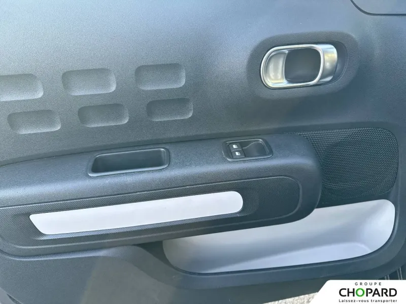 Image secondaire du véhicule 18