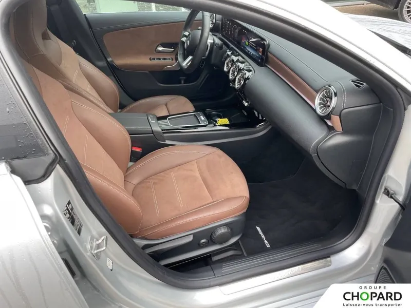 Image secondaire du véhicule 14