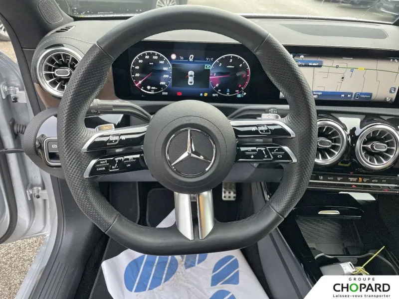 Image secondaire du véhicule 17