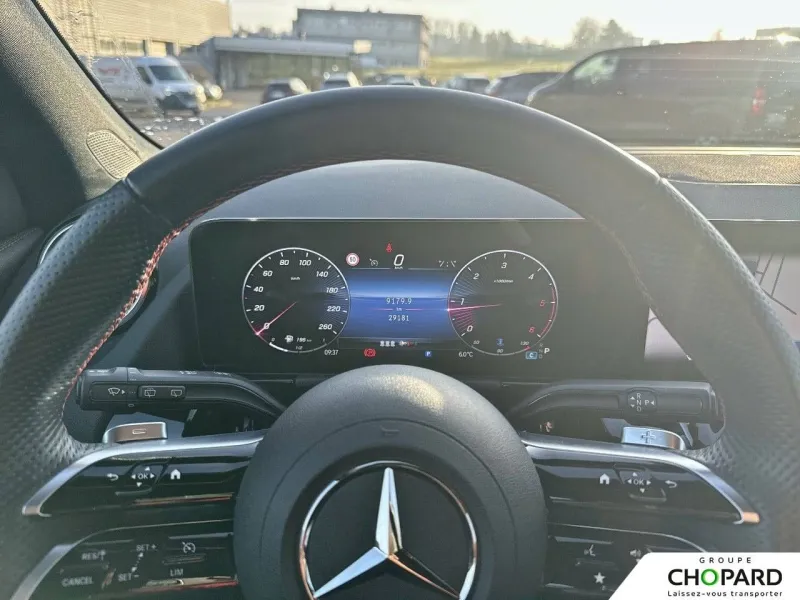 Image secondaire du véhicule 18