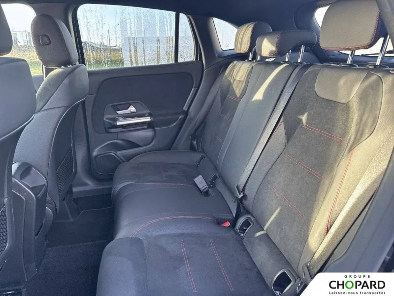 Image secondaire du véhicule 19