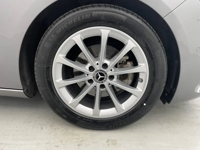 Image secondaire du véhicule 14