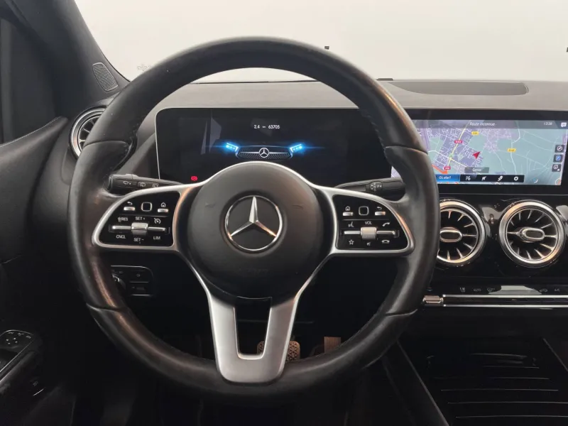 Image secondaire du véhicule 24