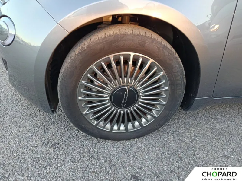 Image secondaire du véhicule 18