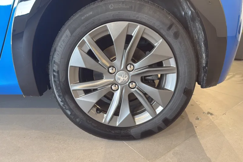 Image secondaire du véhicule 11