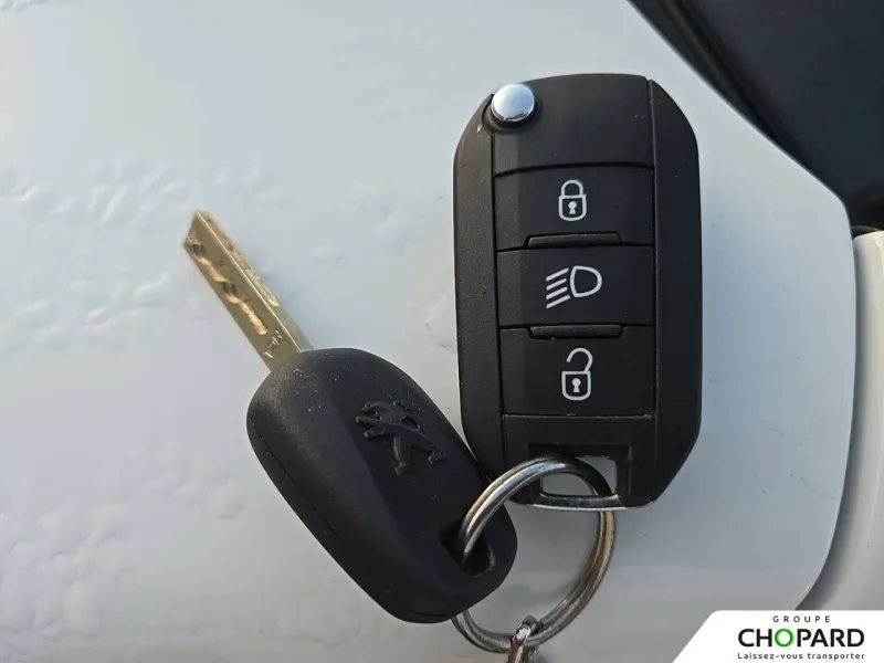 Image secondaire du véhicule 22