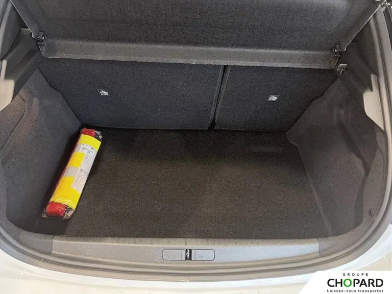 Image secondaire du véhicule 9