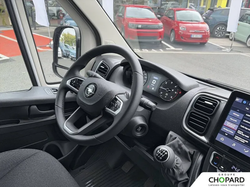 Image secondaire du véhicule 3