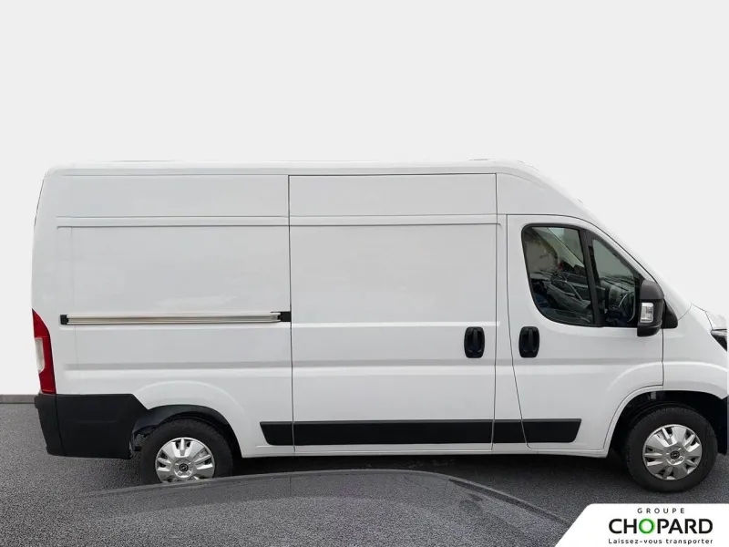 Image secondaire du véhicule 10