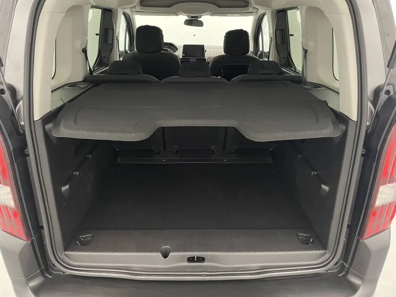 Image secondaire du véhicule 14