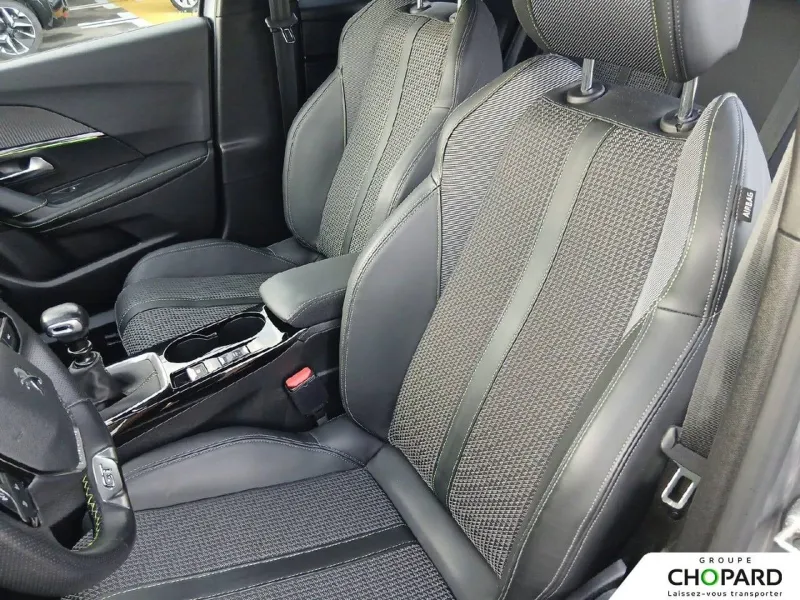 Image secondaire du véhicule 12