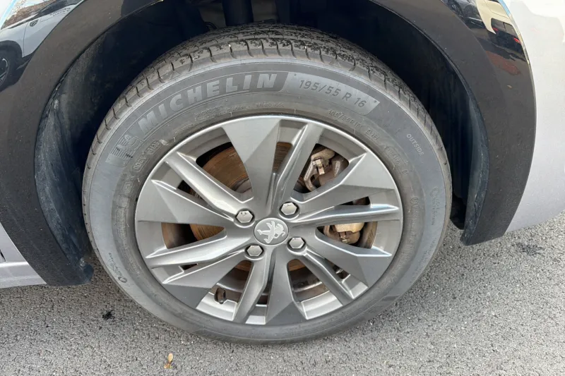 Image secondaire du véhicule 16