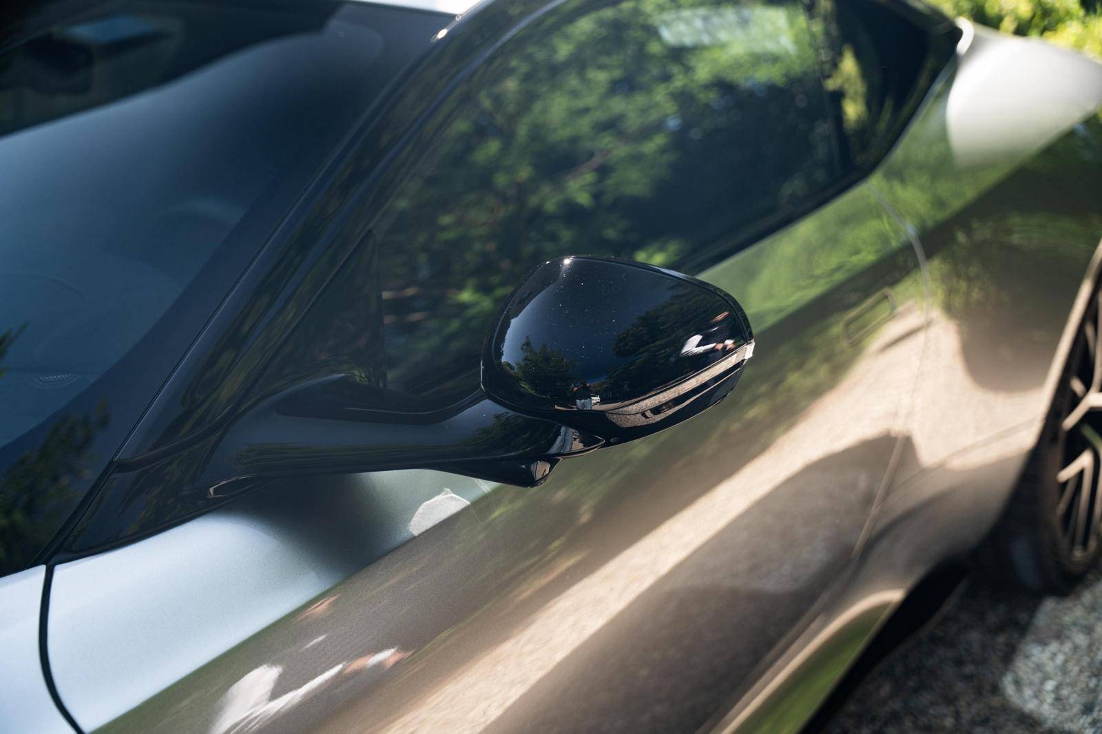 DB12 DB12 Coup&eacute; 680cv &mdash; 9