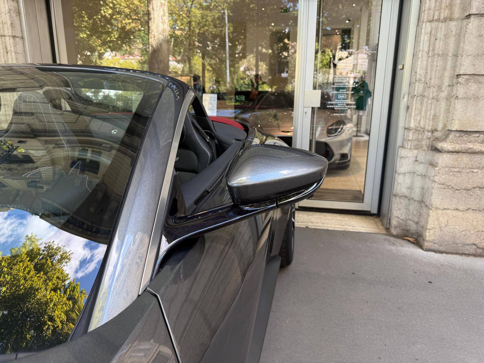 VANTAGE ROADSTER Vantage Roadster 4.0 Biturbo V8 510 ch BVA8 &mdash; 4