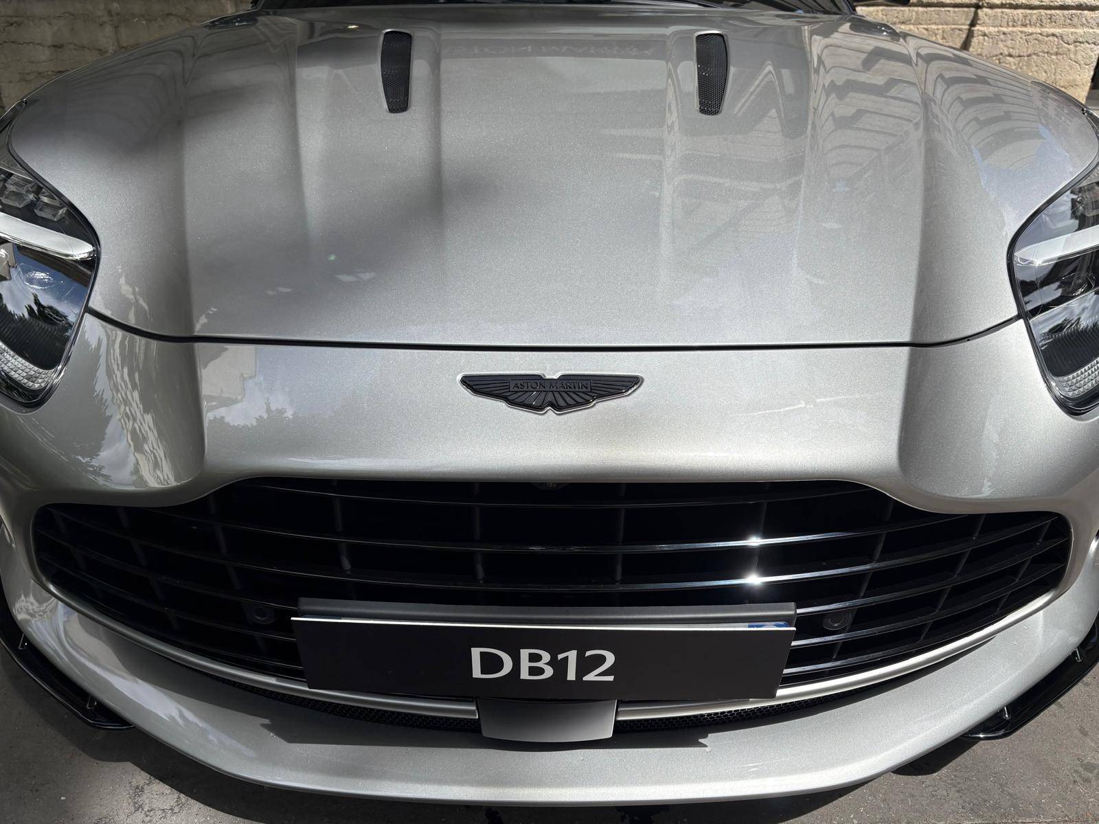 DB12 DB12 Coup&eacute; 680cv &mdash; 6