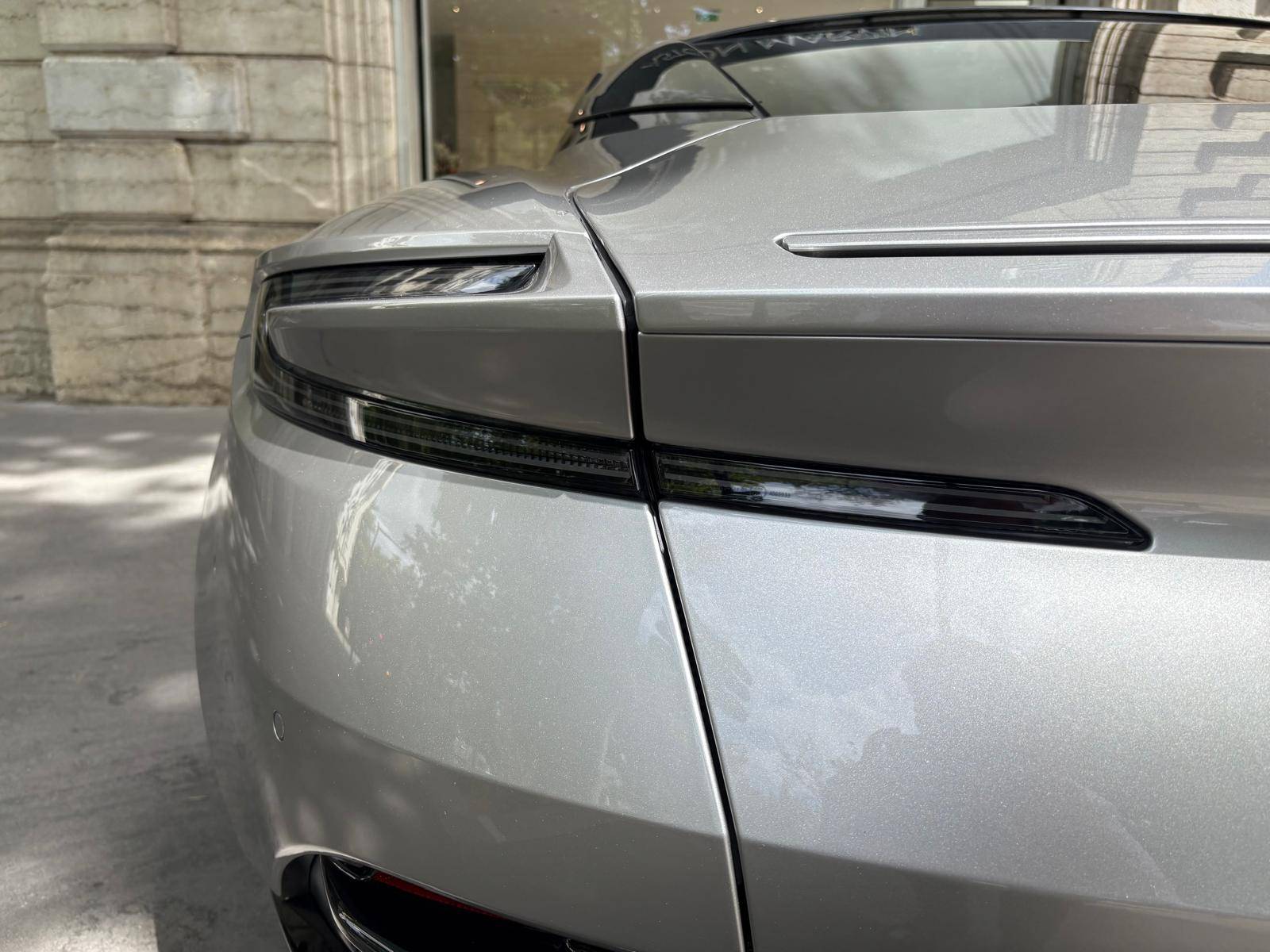 DB12 DB12 Coup&eacute; 680cv &mdash; 10