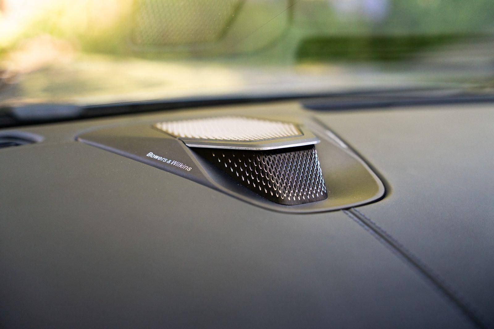 DB12 DB12 Coup&eacute; 680cv &mdash; 18