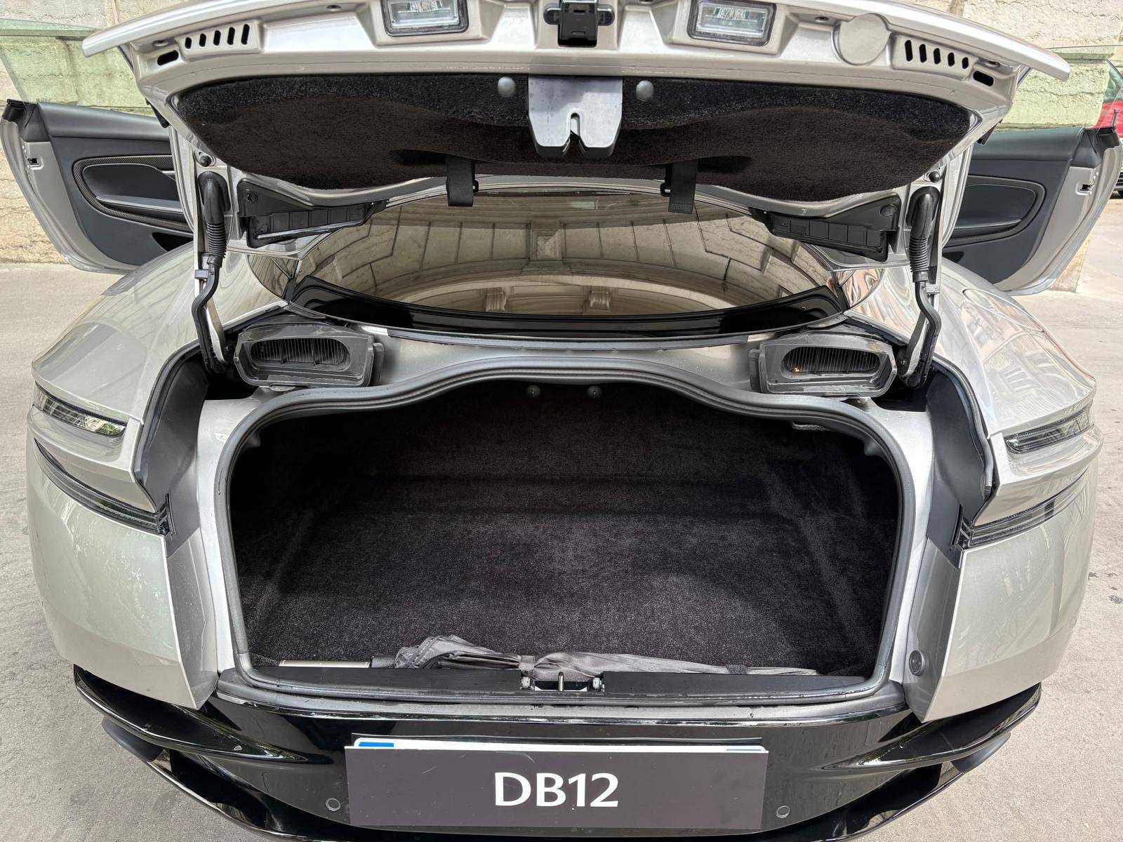 DB12 DB12 Coup&eacute; 680cv &mdash; 13