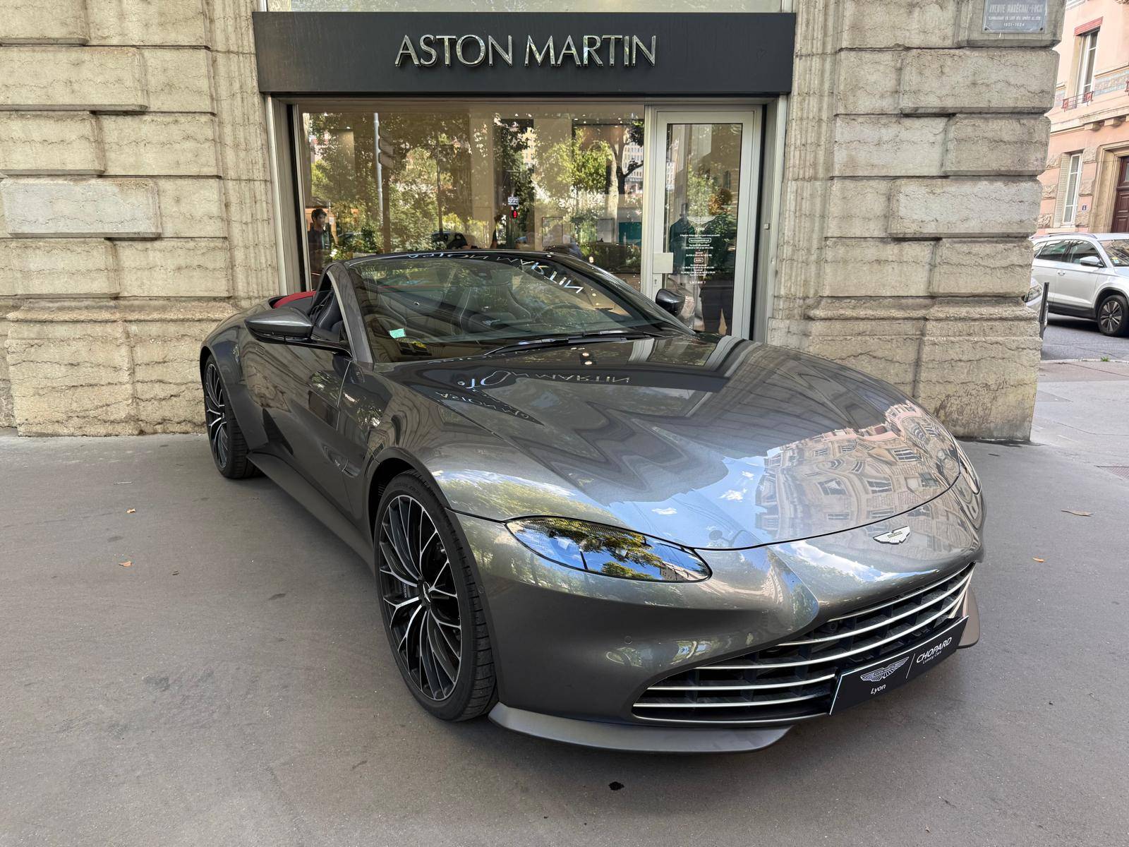 VANTAGE ROADSTER Vantage Roadster 4.0 Biturbo V8 510 ch BVA8 &mdash; 14