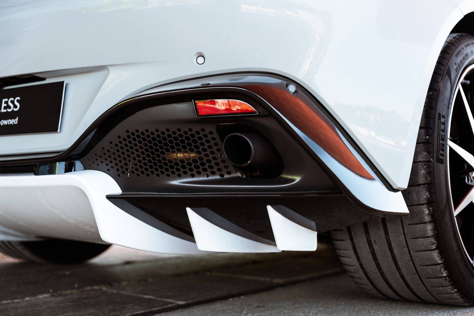 VANTAGE Vantage Coup&eacute;  V8 510 ch BVA8 &mdash; 2