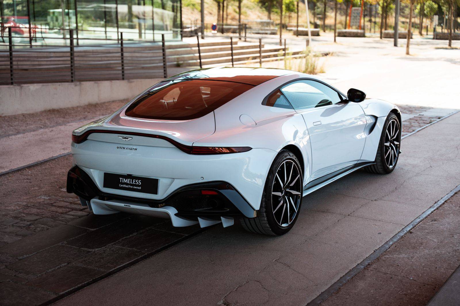 VANTAGE Vantage Coup&eacute;  V8 510 ch BVA8 &mdash; 10