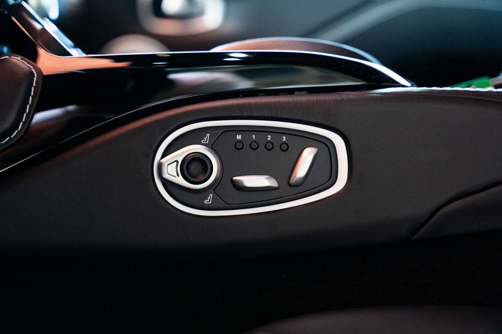 VANTAGE Vantage Coup&eacute;  V8 510 ch BVA8 &mdash; 16