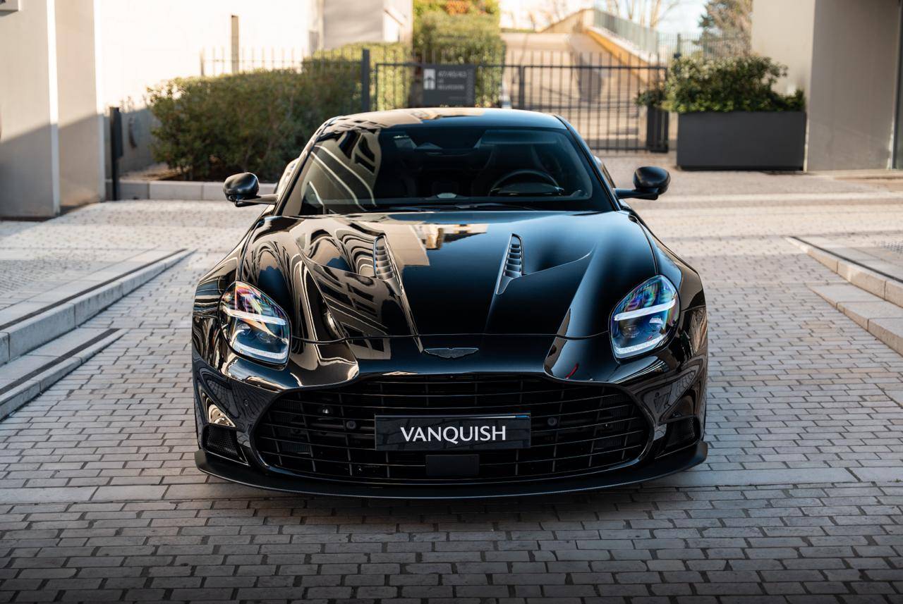 VANQUISH Vanquish Coup&eacute; V12 Bi-Turbo 835ch &mdash; 1