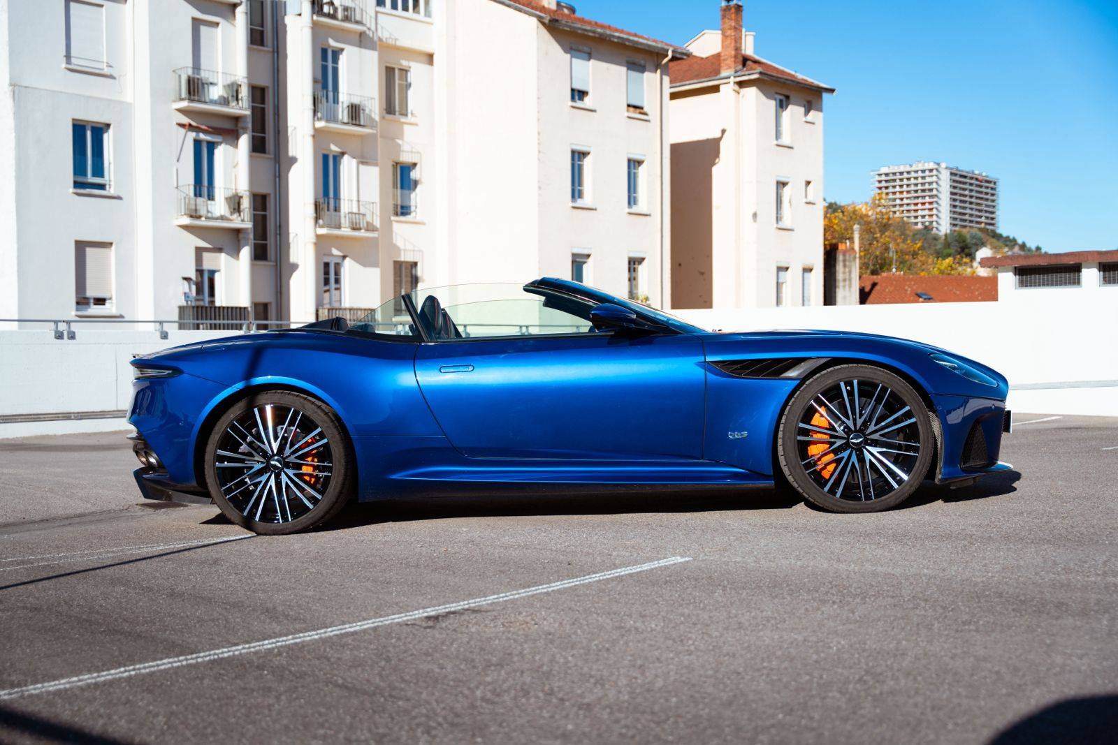 DBS VOLANTE DBS Superleggera Volante 5,2 Biturbo V12 &mdash; 2