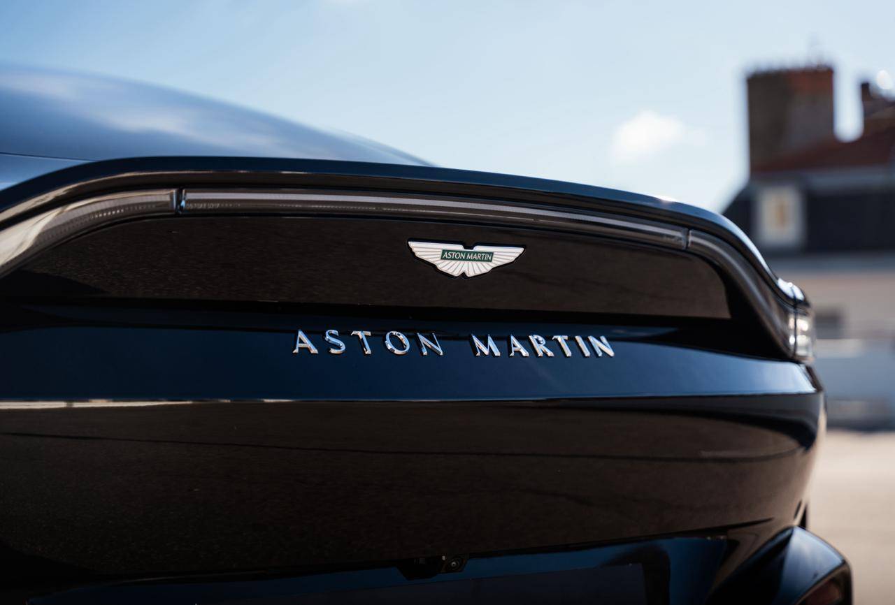 VANTAGE Vantage Coup&eacute; V8 665cv &mdash; 4