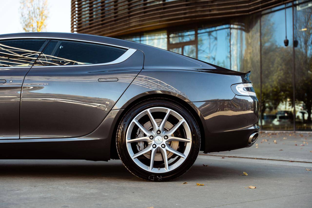 RAPIDE Rapide S 6.0 V12 Touchtronic 3 &mdash; 6