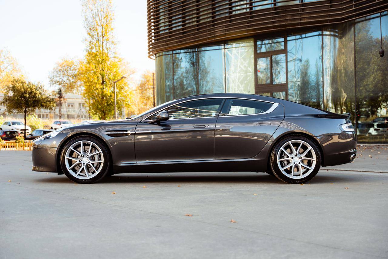 RAPIDE Rapide S 6.0 V12 Touchtronic 3 &mdash; 8